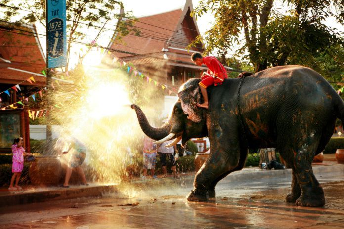 Festival del Agua de Songkran