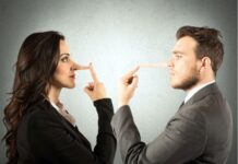 Los hombres se consideran mejores que las mujeres para decir mentiras Los hombres se consideran mejores que las mujeres para decir mentiras