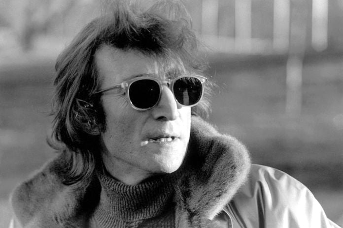 La inquietante historia de la muerte de John Lennon a manos de un fan enloquecido