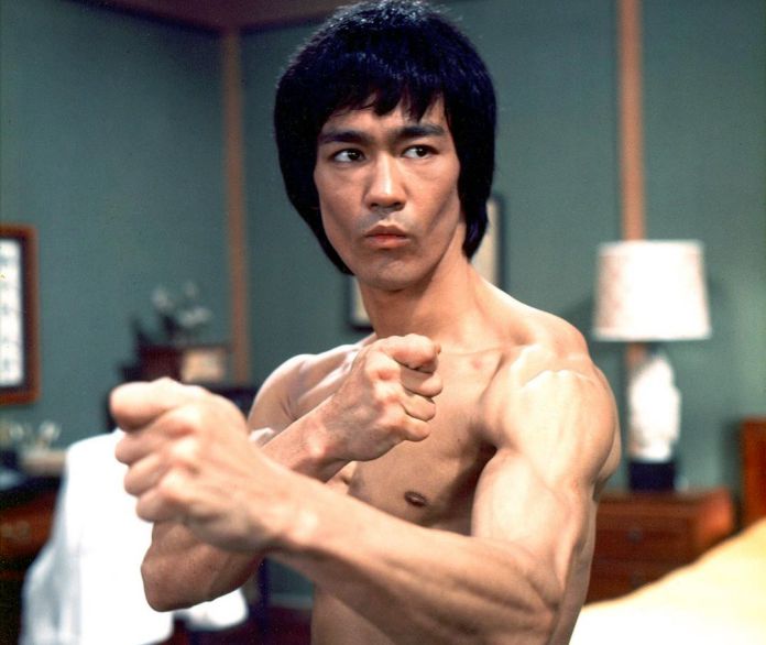 Los hechos desconcertantes que rodearon la muerte de Bruce Lee