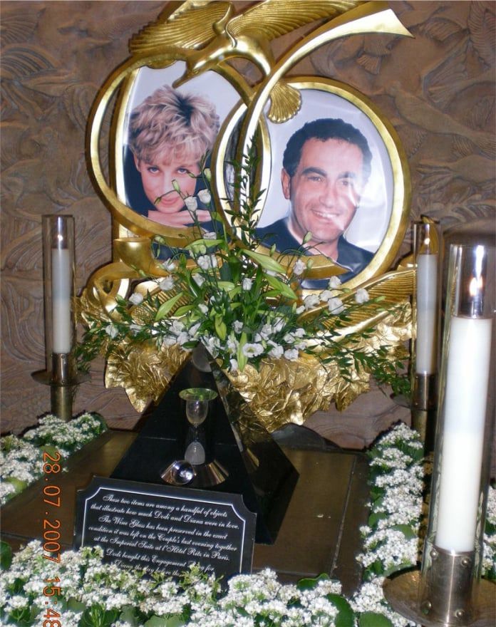 Diana de Gales y Dodi Al-Fayed