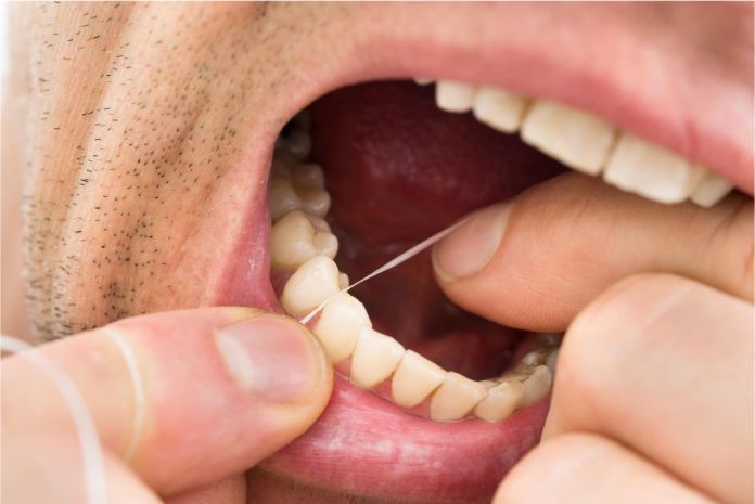 ¡Alerta! el hilo dental que estás usando puede causar cáncer