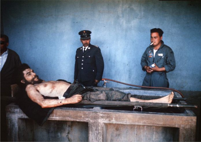 El cuerpo de Ernesto Che Guevara