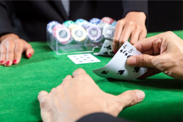 El Baccarat, 5 cosas que no sabías del juego más elegante del casino