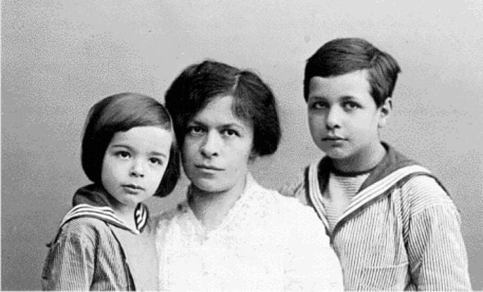 Mileva Marić y sus dos hijos, Hans Albert y Eduard