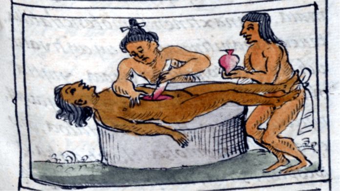 sacrificios humanos entre los aztecas