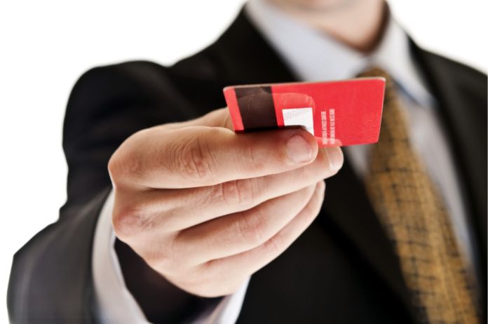 ¿Cómo una tarjeta de crédito puede ayudar a las empresas a crecer?