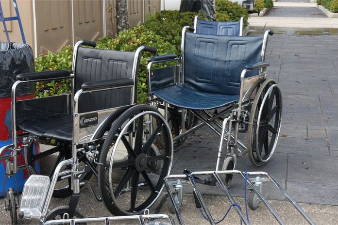La primera silla de ruedas de fabricación masiva