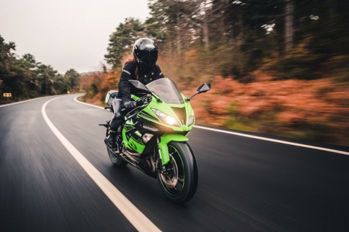 Claves para conducir motos de la manera más segura posible